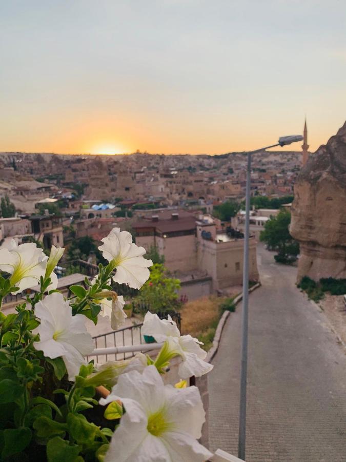 Cappadocia Ozbek Stone House Hotel Гьореме Екстериор снимка